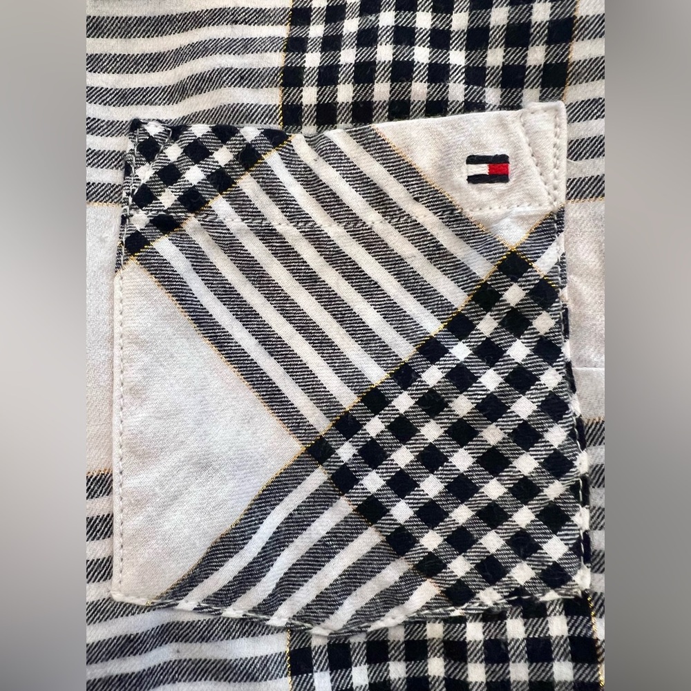 Tommy Hilfiger Plaid Flannel Metallic Stitch Button Down Logo Black White - Picture 11 of 14